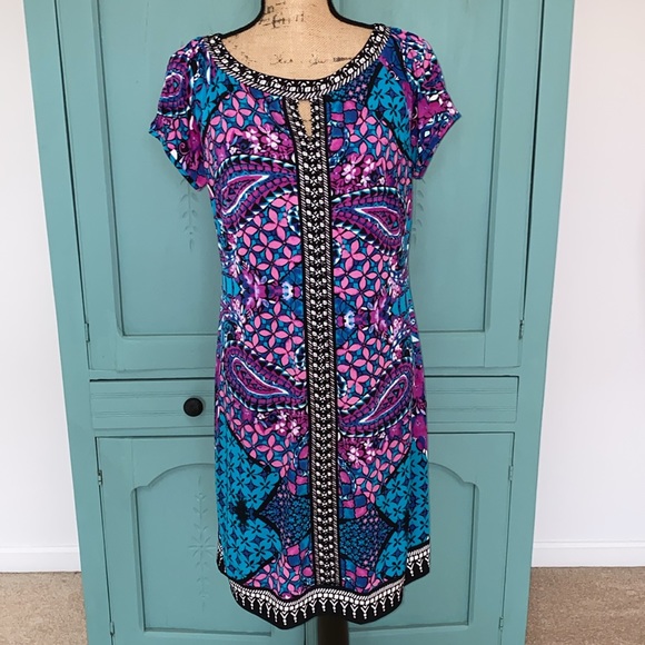 ECI New York Beaded detailed Dress. Purple/Blue/Black Print. Size 12 - Picture 3 of 11